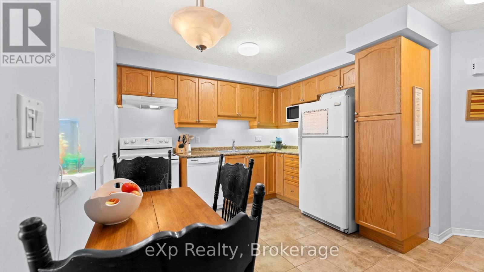 78 - 409 JOSEPH STREET