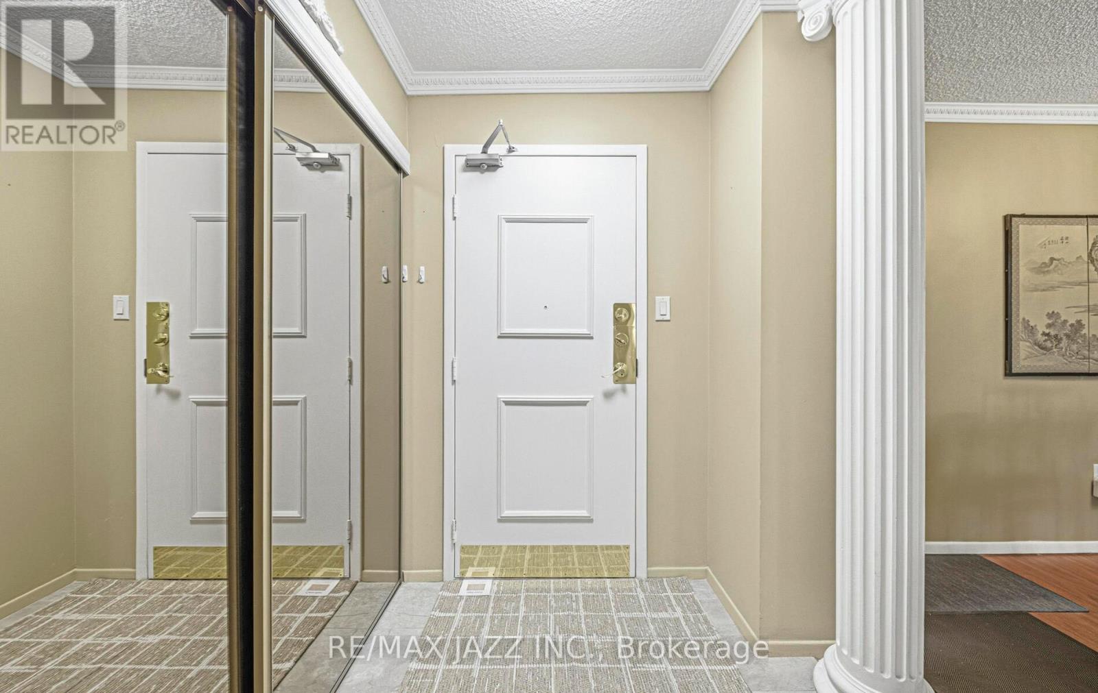 801 - 2330 BRIDLETOWNE CIRCLE