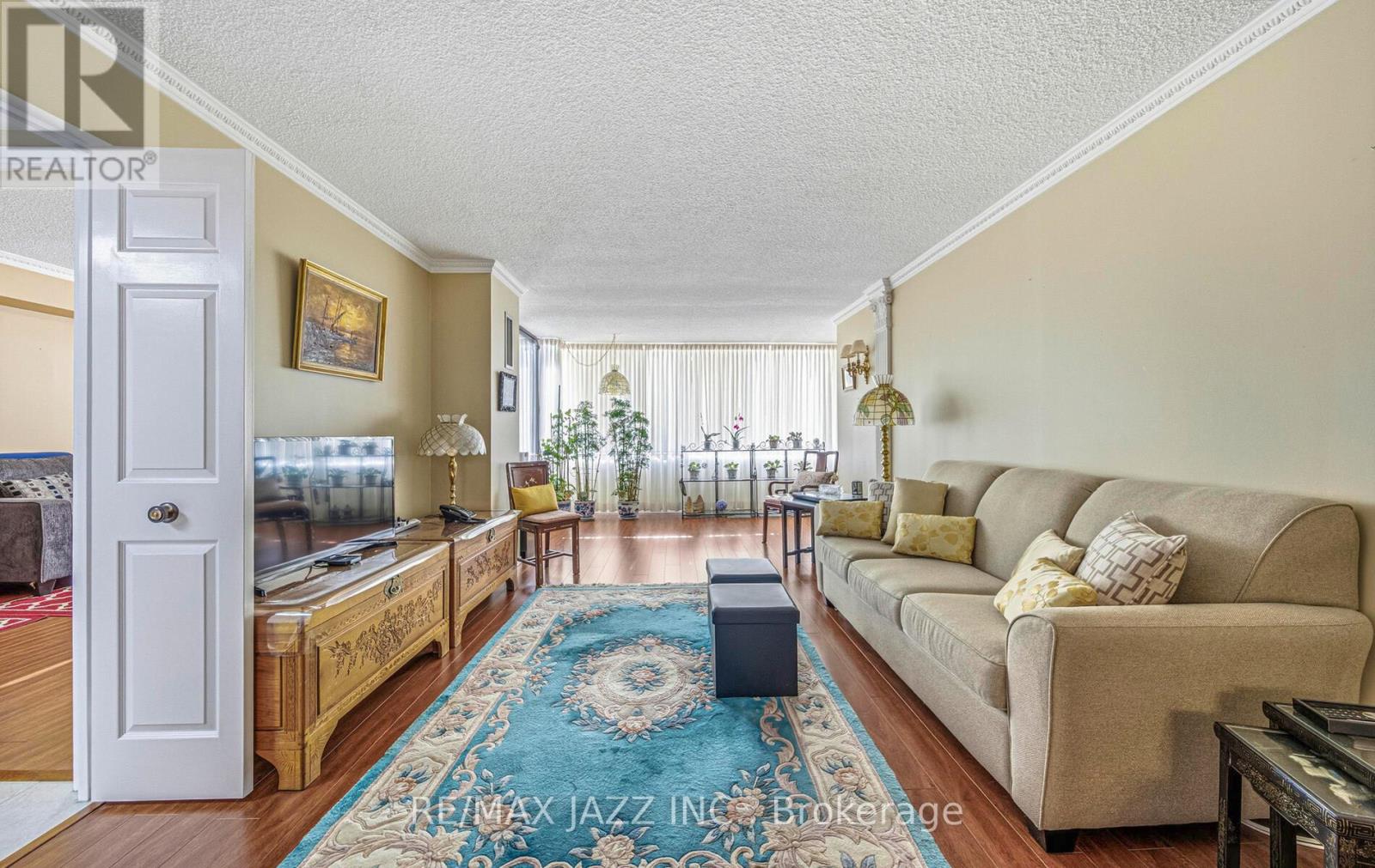 801 - 2330 BRIDLETOWNE CIRCLE