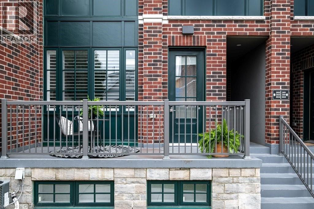 12 BLANSHARD Street Unit# 202