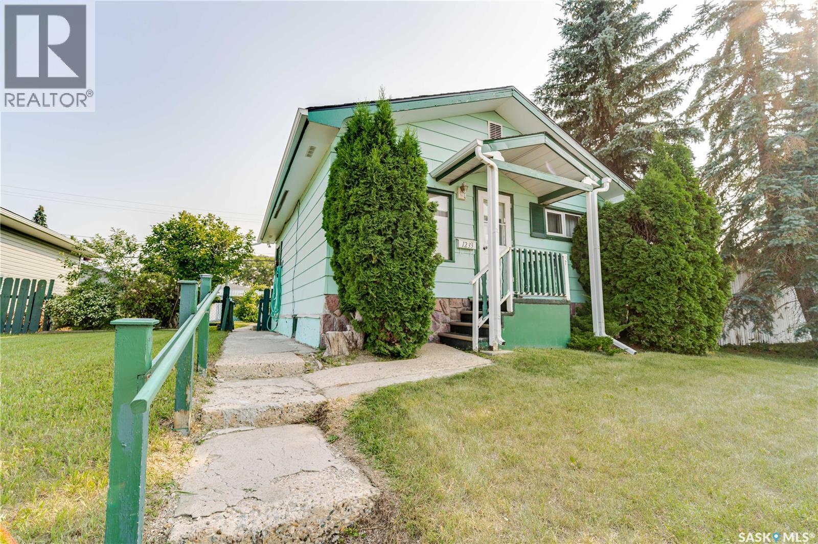 1233 Coteau STREET W