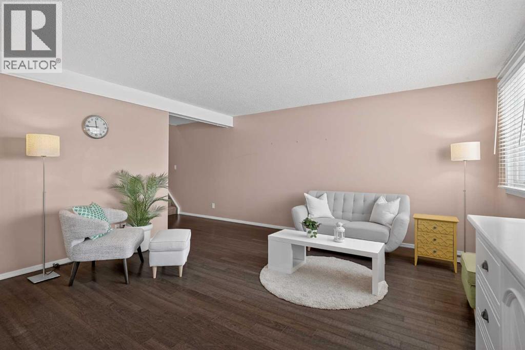 10304 Braeside Drive SW