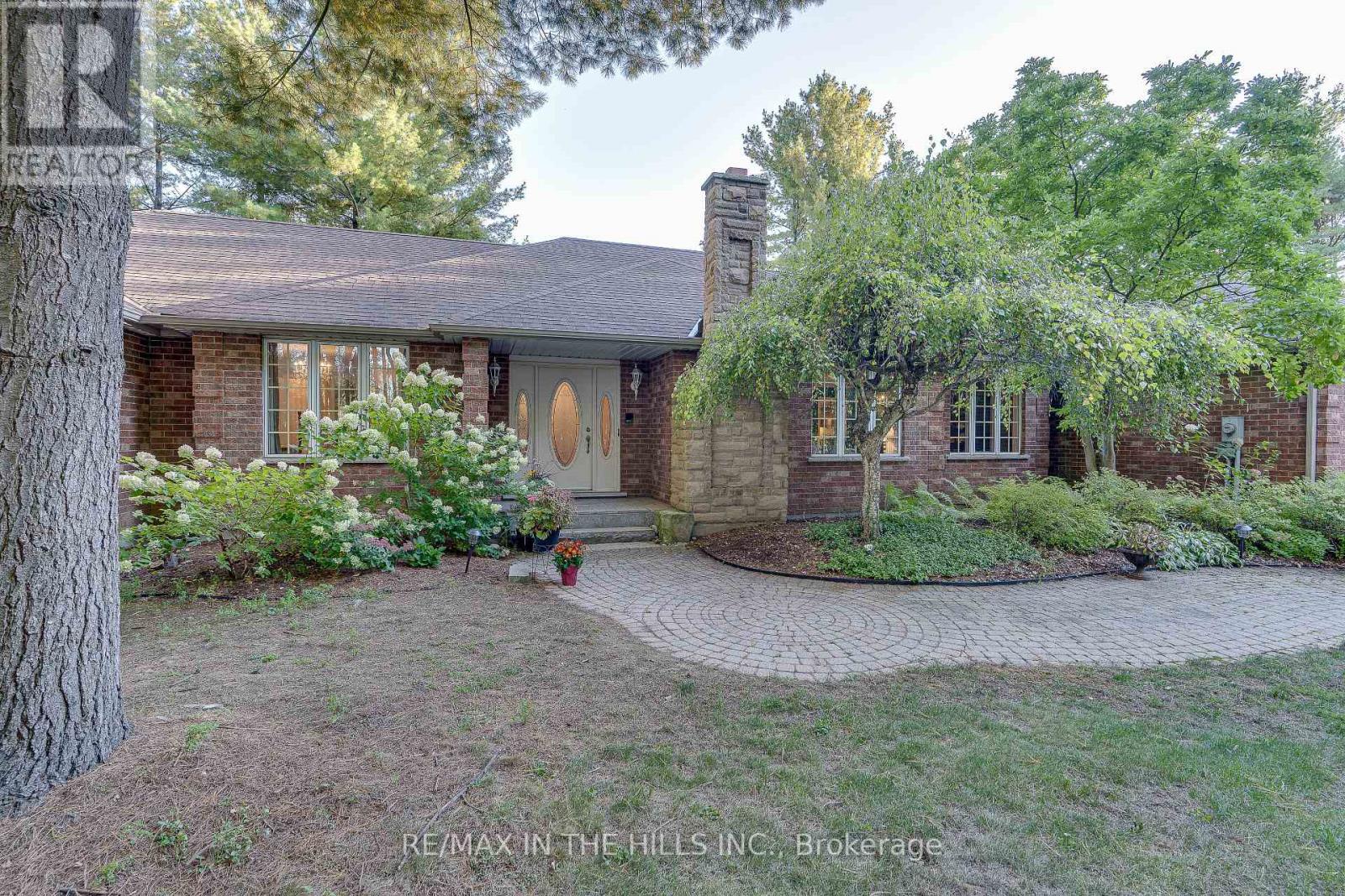 41 PINE RIDGE ROAD