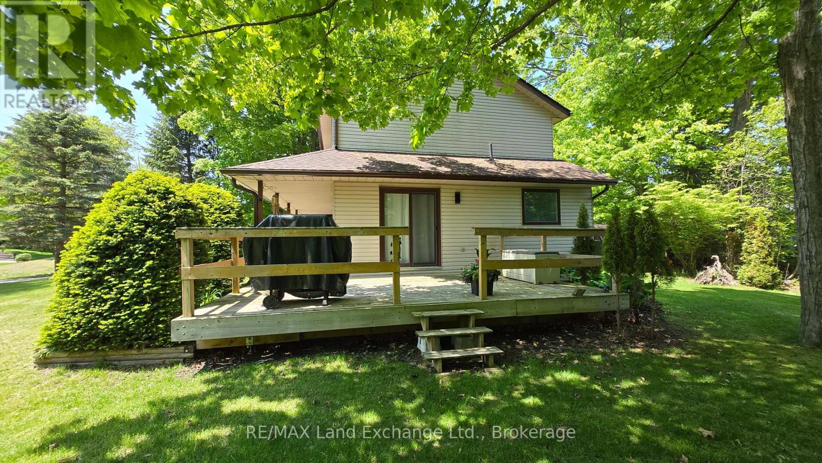924 TANGLEWOOD DRIVE