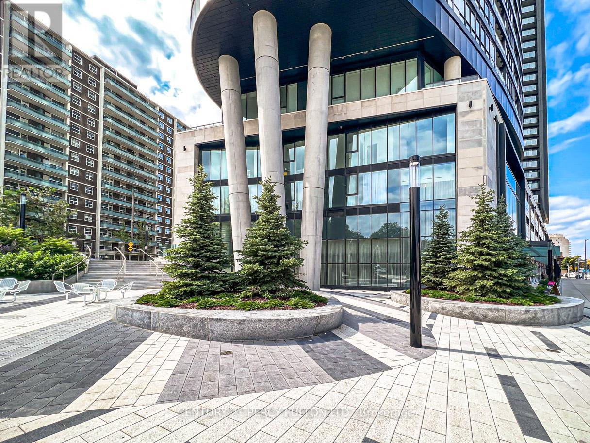 Photo 1 of 30 — 3415 - 585 BLOOR STREET E Unit 3415, Toronto (North St. James Town), ON M4W0B3
