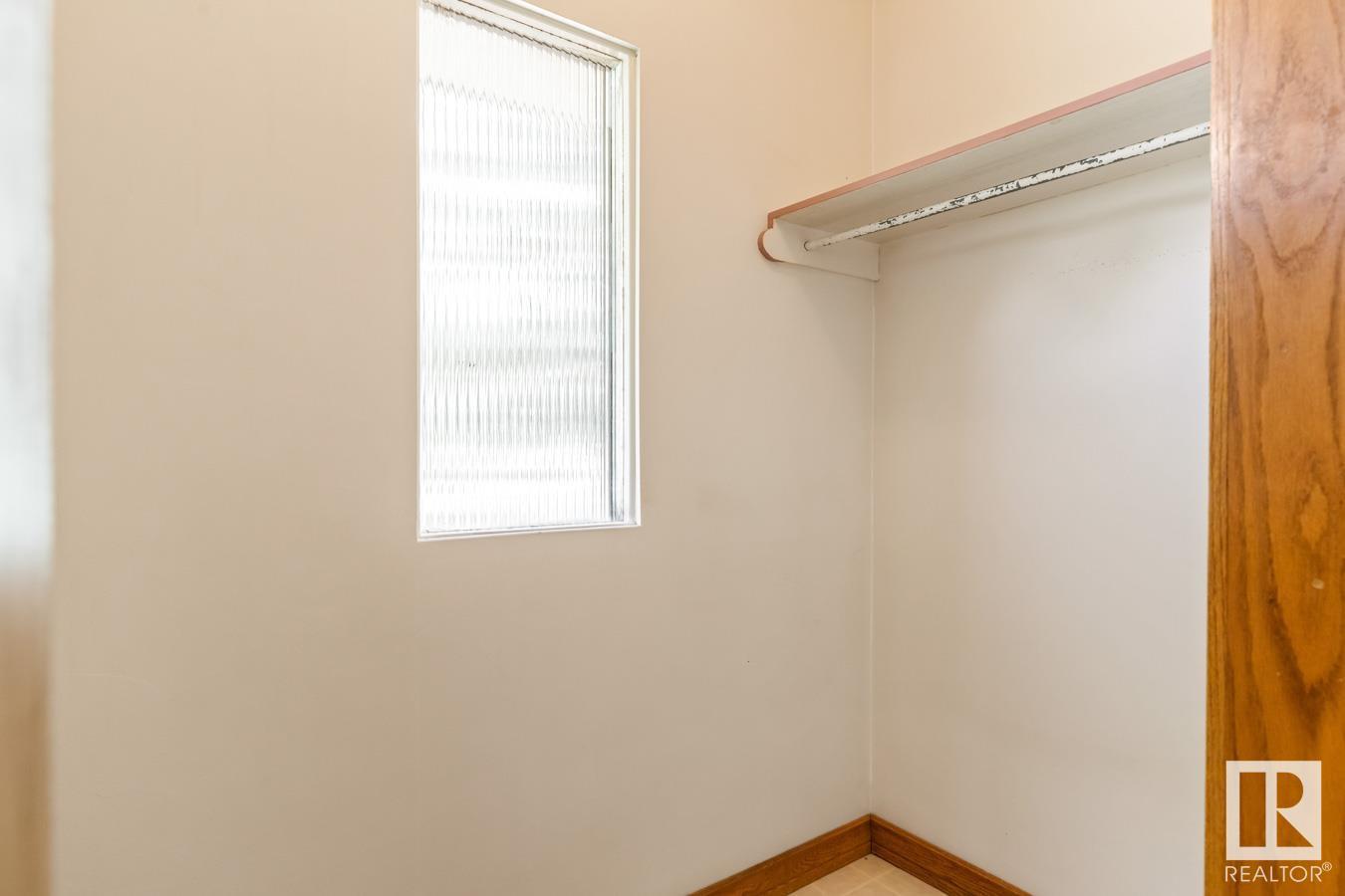 11831 134 ST NW