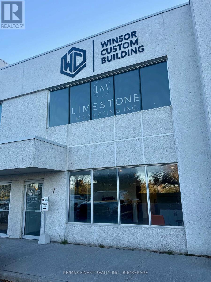 7 - 496 DISCOVERY AVENUE