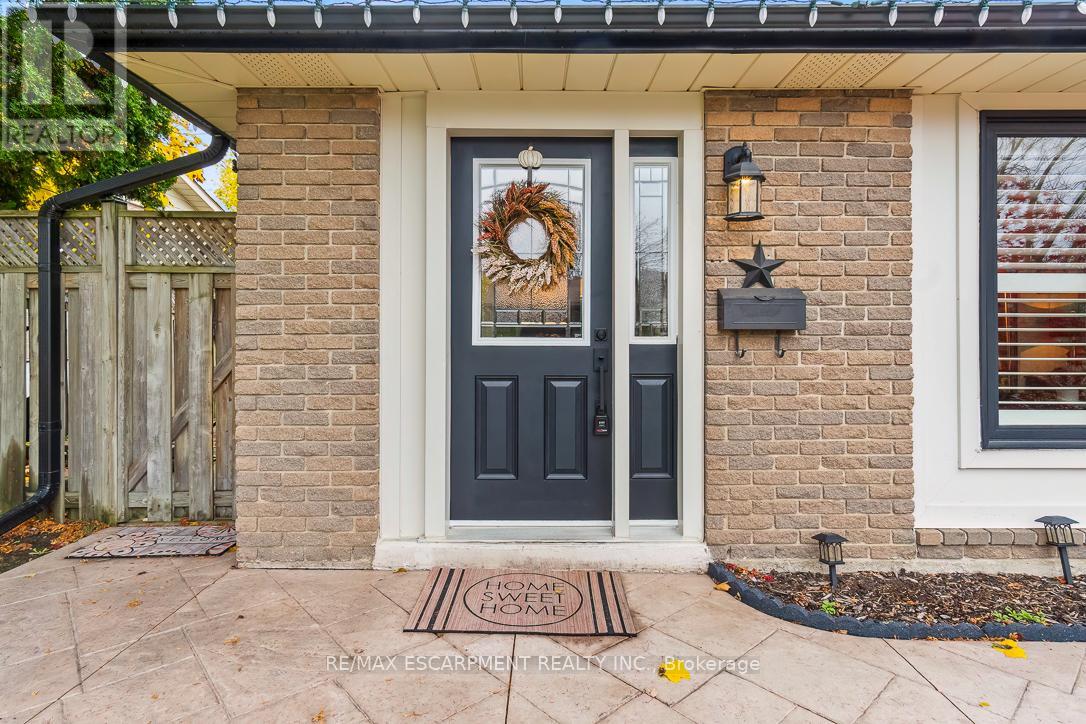 24 WILLIS DRIVE
