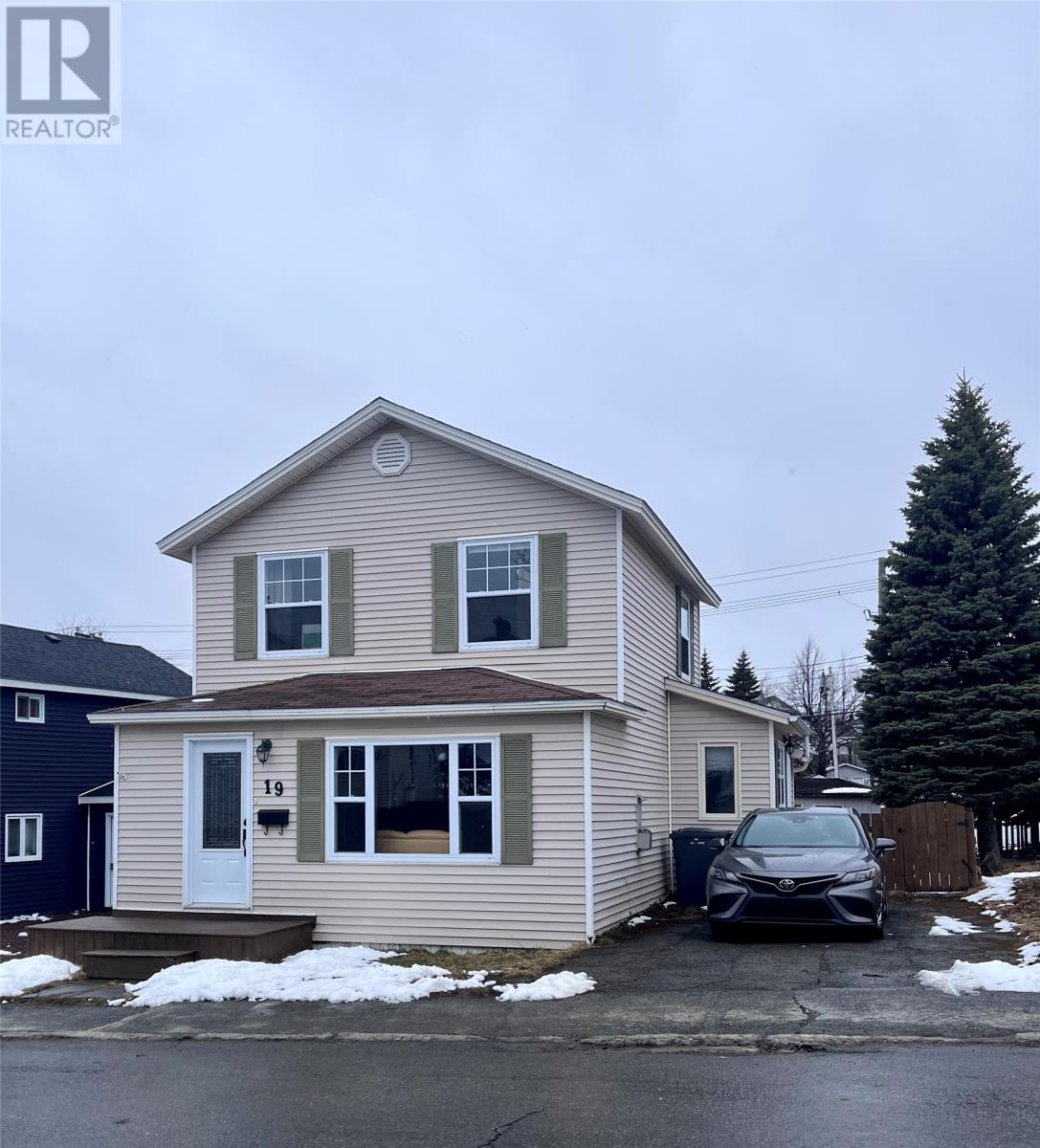 19 Monchy Road