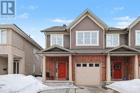 992 BUNCHBERRY WAY Ottawa ON K1T0L6