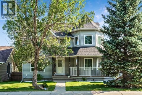 135 Westridge Close Okotoks AB T1S1N4