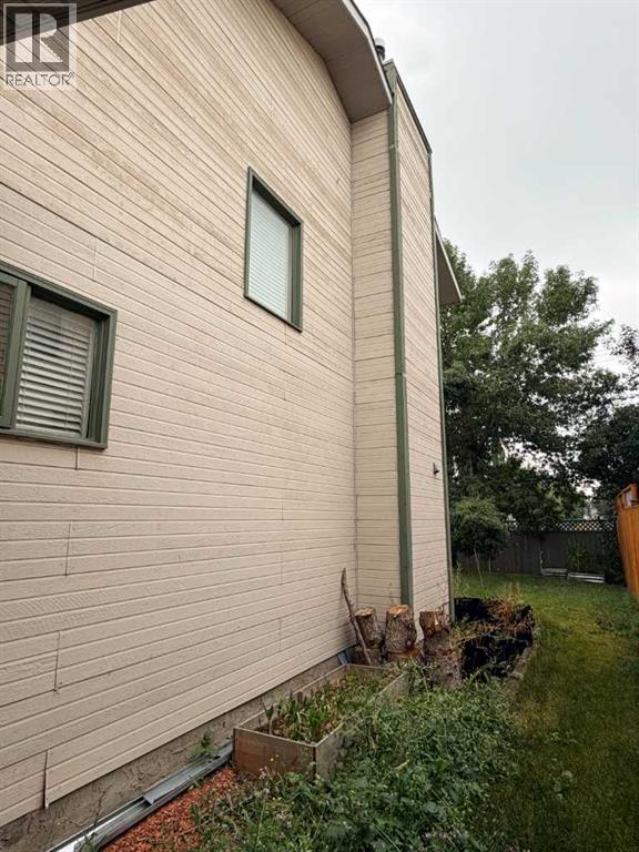 319 Sunvale Drive SE