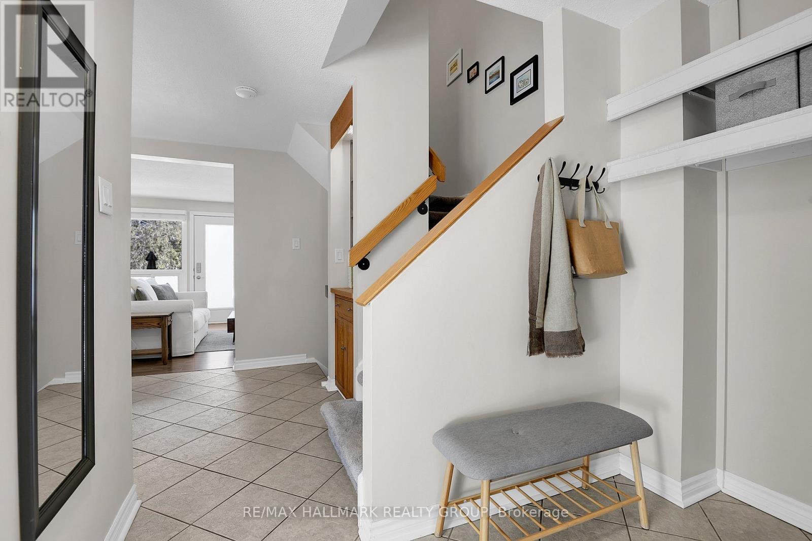 31 - 2019 STONEHENGE CRESCENT