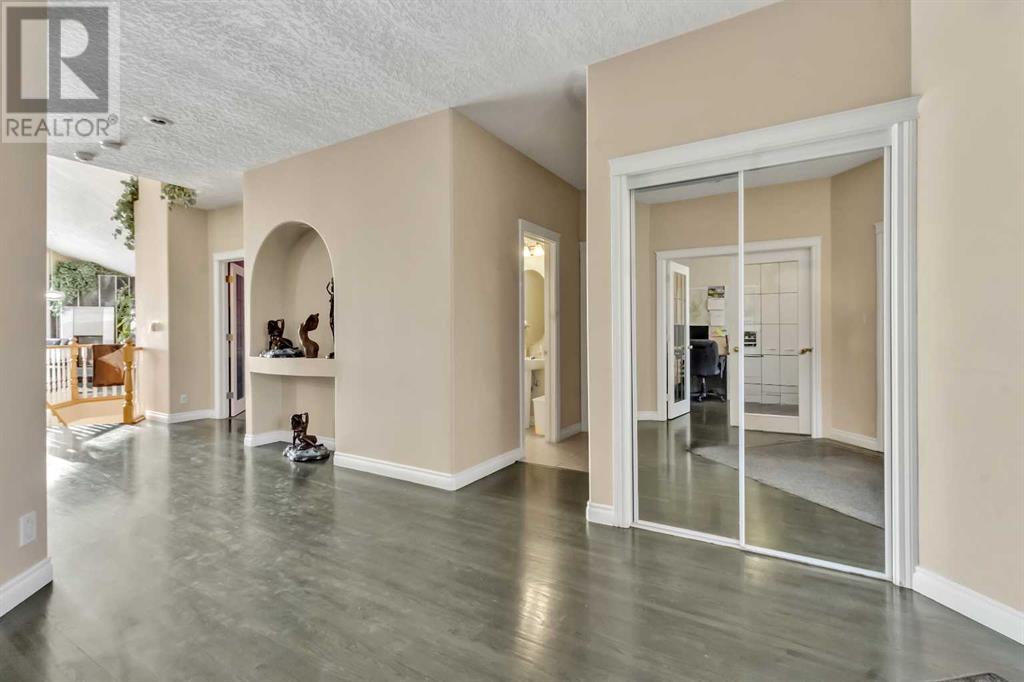 627 East Chestermere Drive