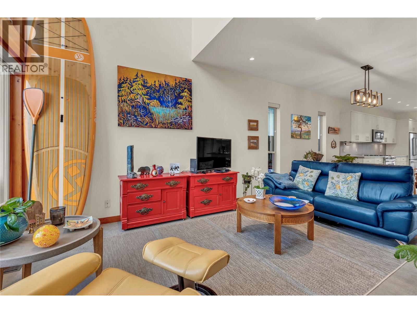 434 ALEXANDER Avenue Unit# 101