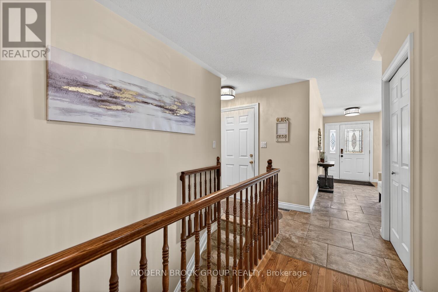 1099 BRIDLEWOOD DRIVE