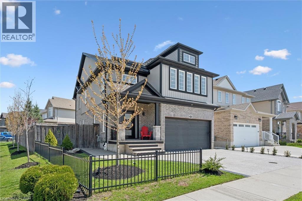 33 MISTYWOOD Street