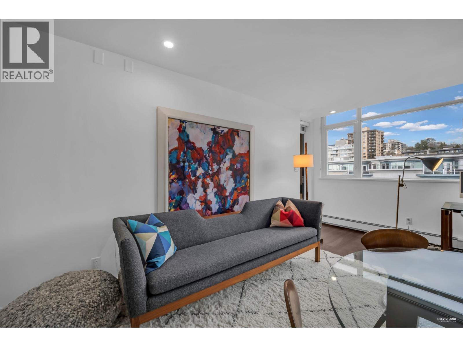 506 131 E 3RD STREET