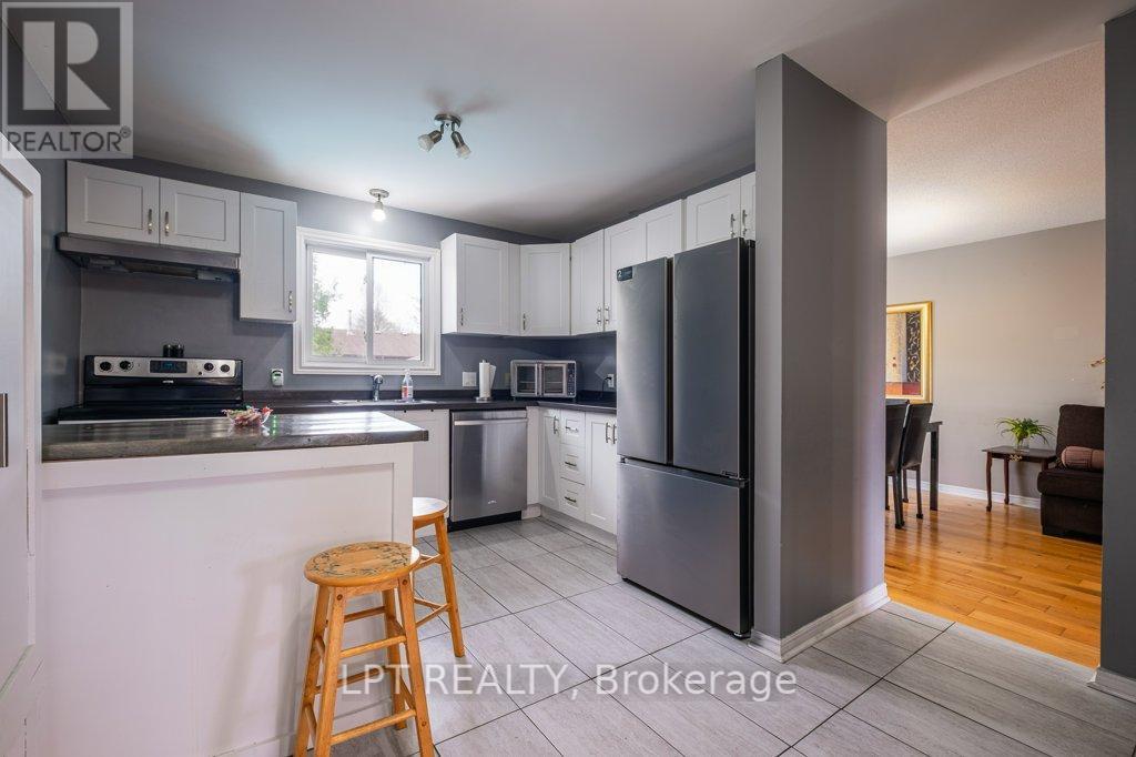 304 SUNRISE CRESCENT