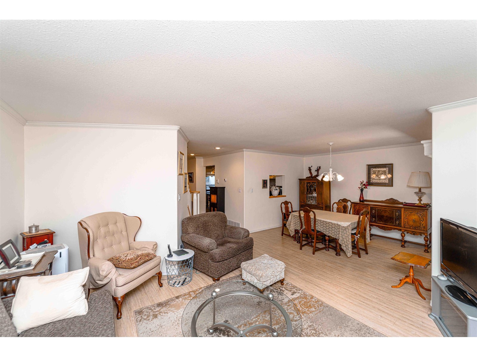 2 33179 GEORGE FERGUSON WAY