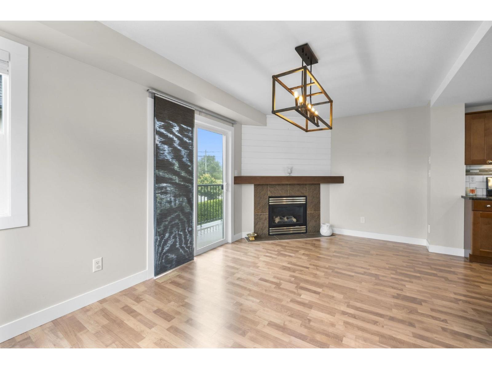 3 46538 FIRST AVENUE|Chilliwack Proper East