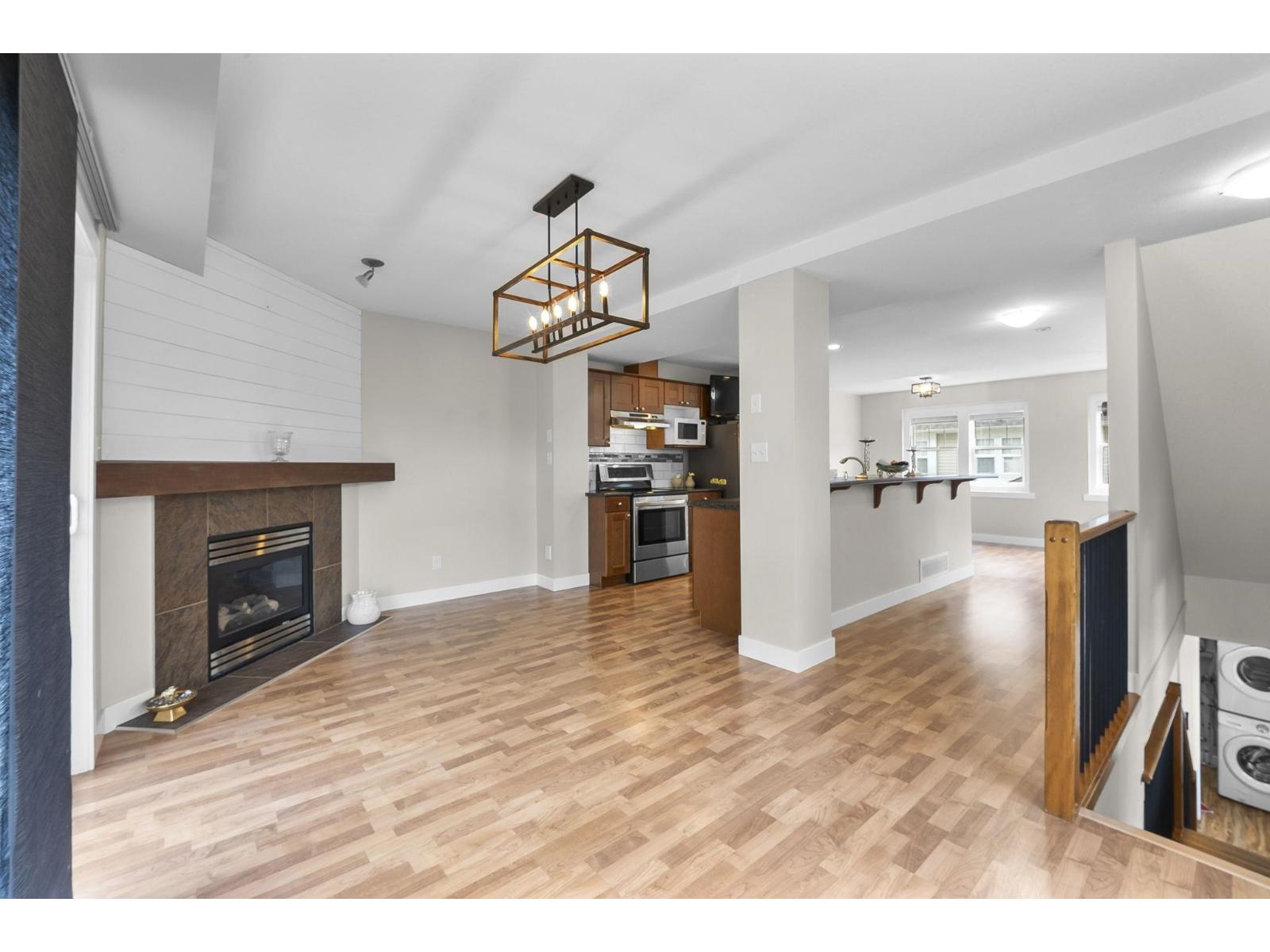 3 46538 FIRST AVENUE|Chilliwack Proper East