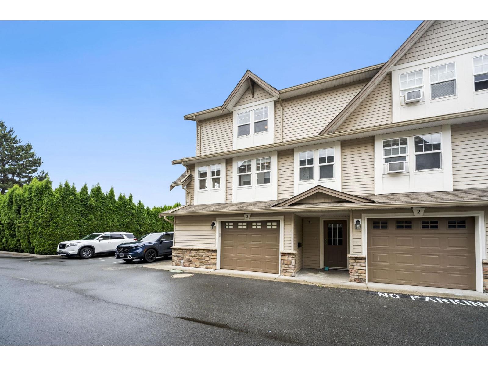 3 46538 FIRST AVENUE|Chilliwack Proper East