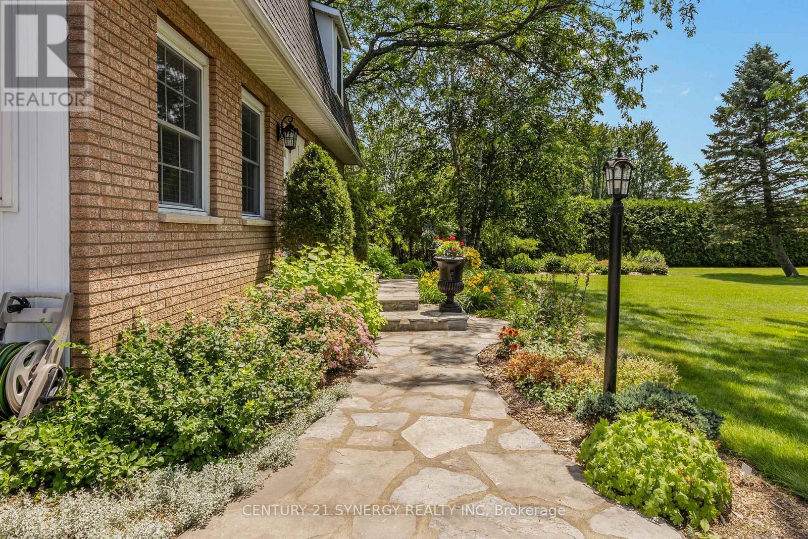 183 HAMILTON ROAD