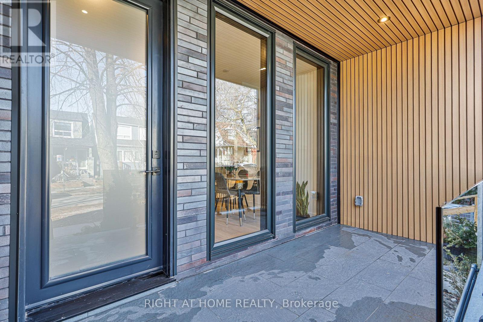 MAIN AND LANEWAY - 11 MERRILL AVENUE W