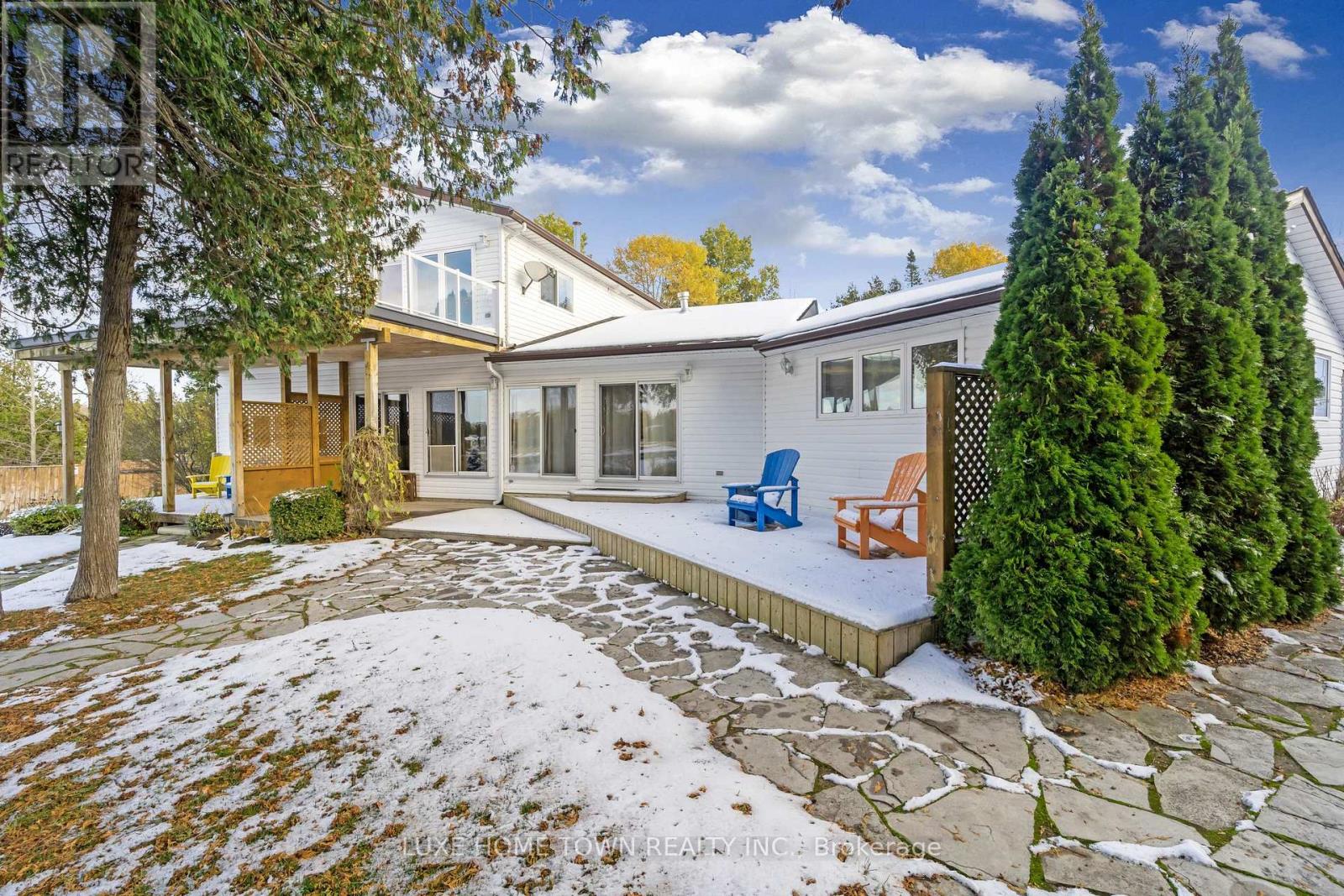 34 GREEN CEDAR DRIVE N