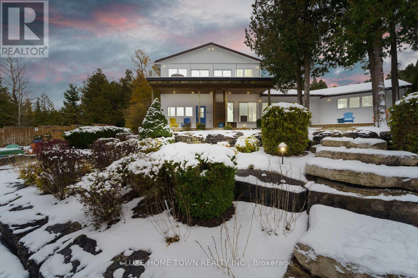 34 GREEN CEDAR DRIVE N