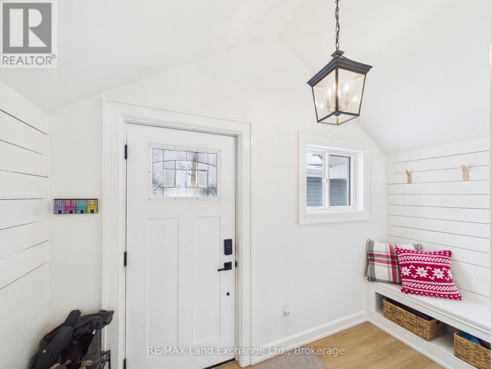 9 MACGREGOR BEACH ROAD