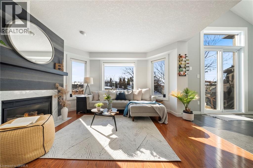 67 WADSWORTH Crescent