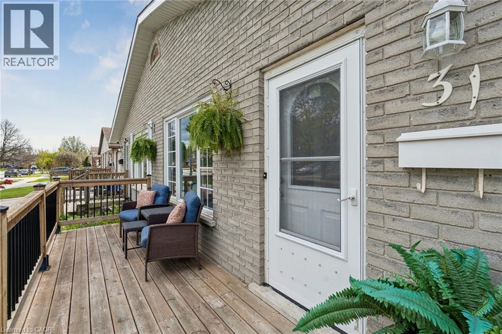31 MAYFAIR Drive