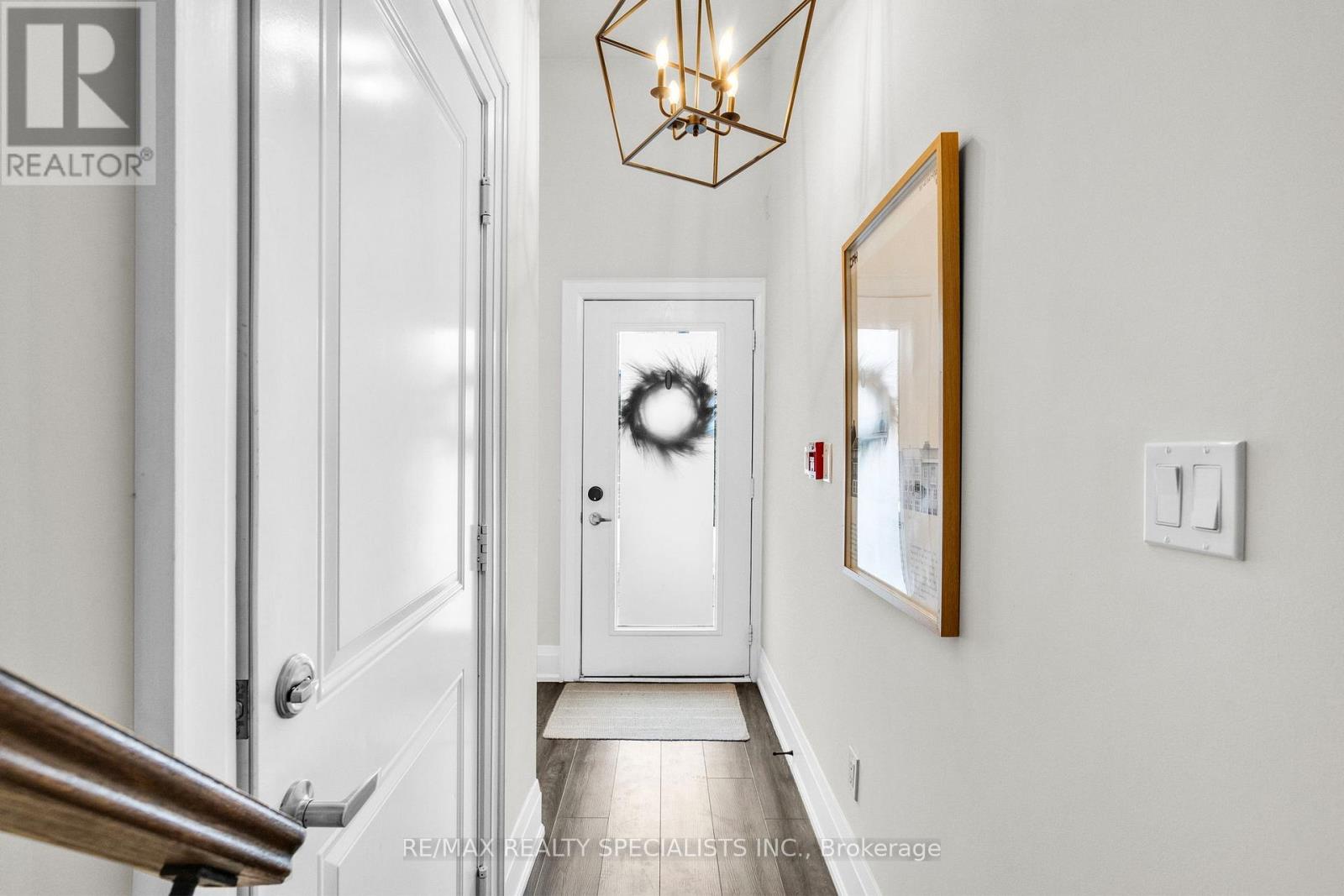 71 - 71 ELDER AVENUE