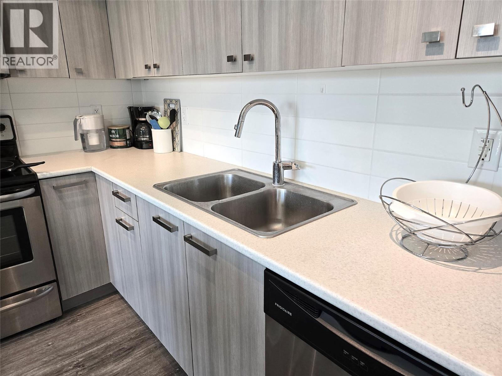 935 Academy Way Unit# 202
