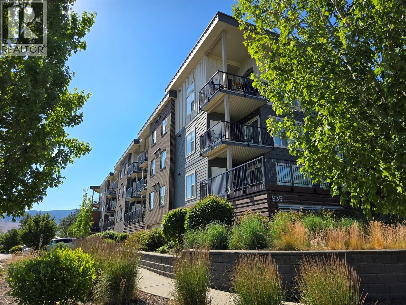 935 Academy Way Unit# 202