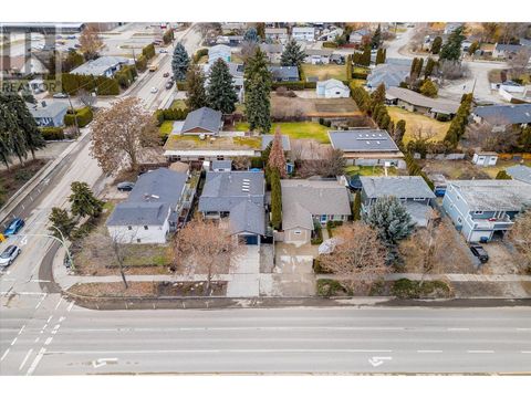 1190 Raymer Avenue Kelowna BC V1Y5A1