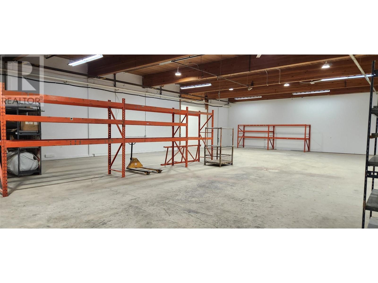 1219 Commercial Way Unit# 100