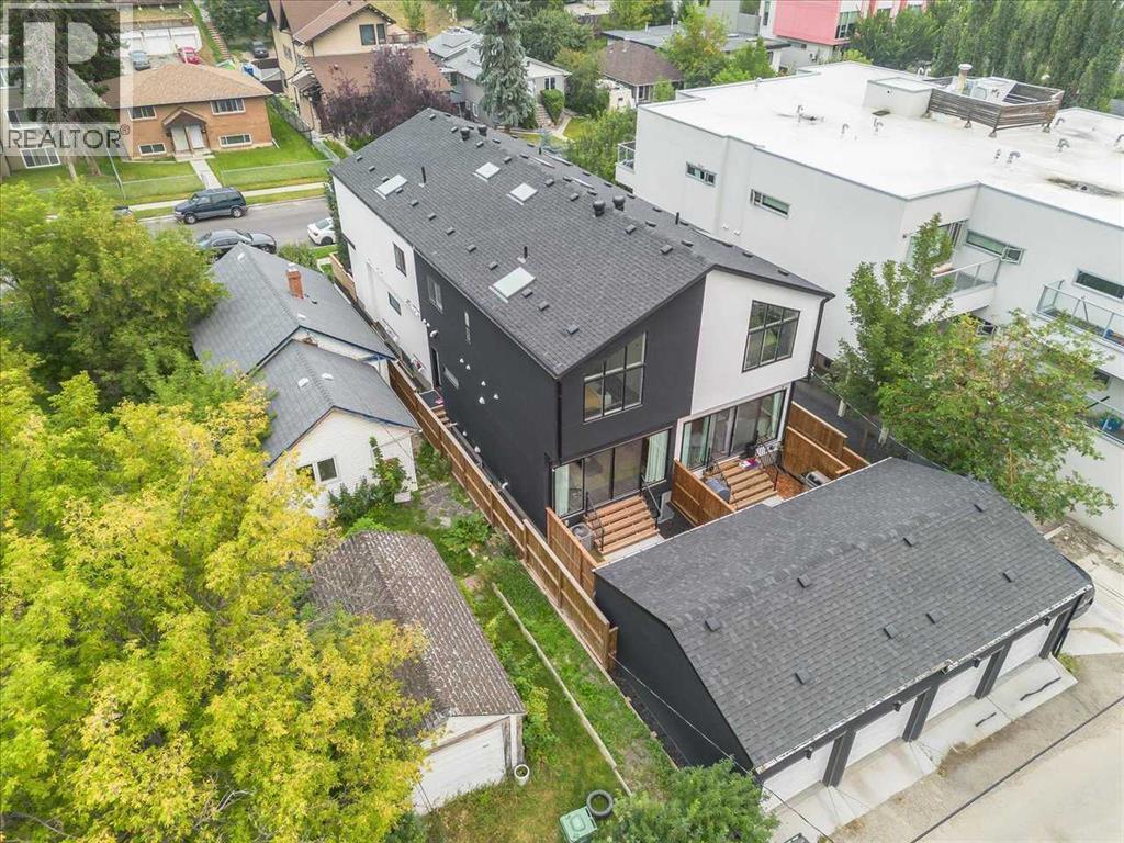 4, 1825 27 Avenue SW