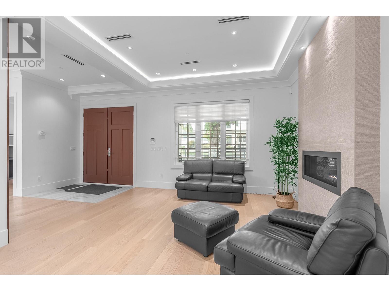1316 W 59TH AVENUE