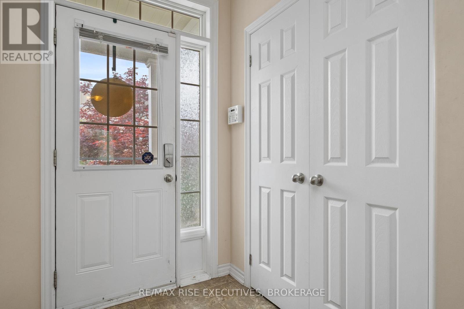 903 ASCOT LANE