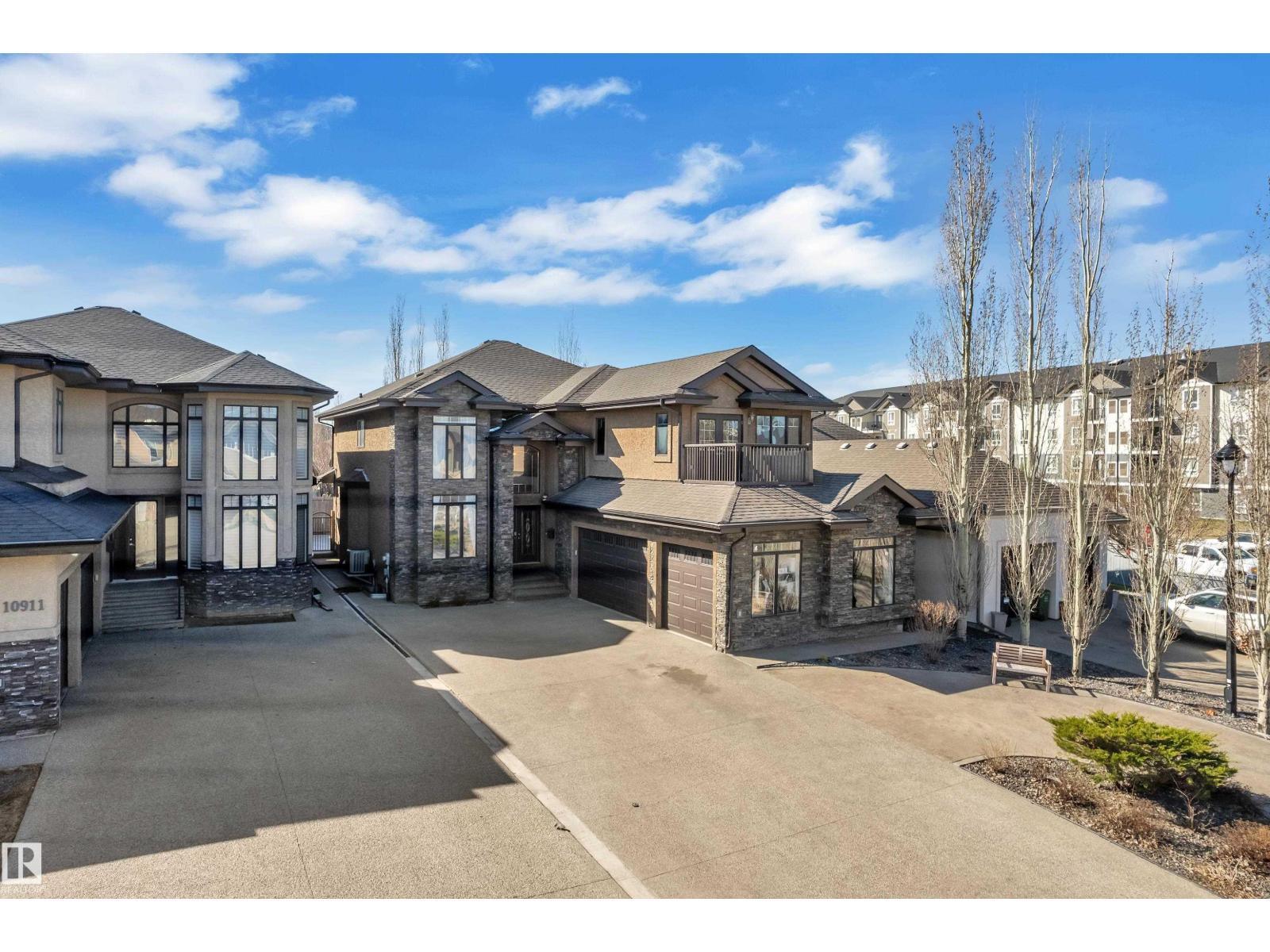 10915 175 AV NW NW