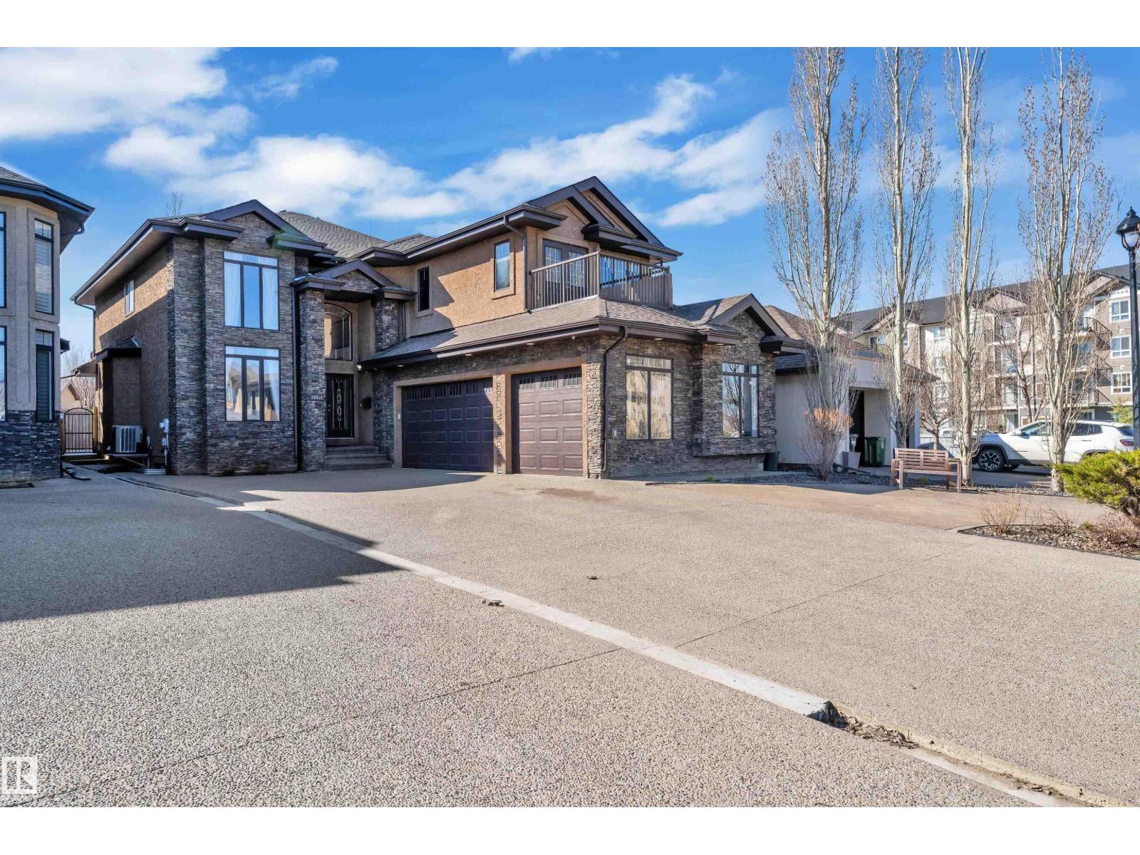 10915 175 AV NW NW