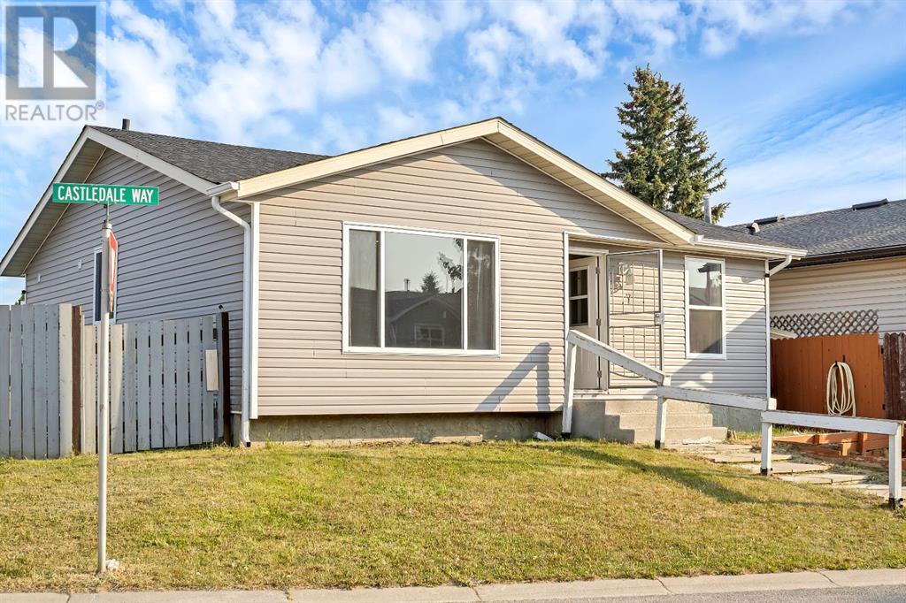 7 Castledale Way NE