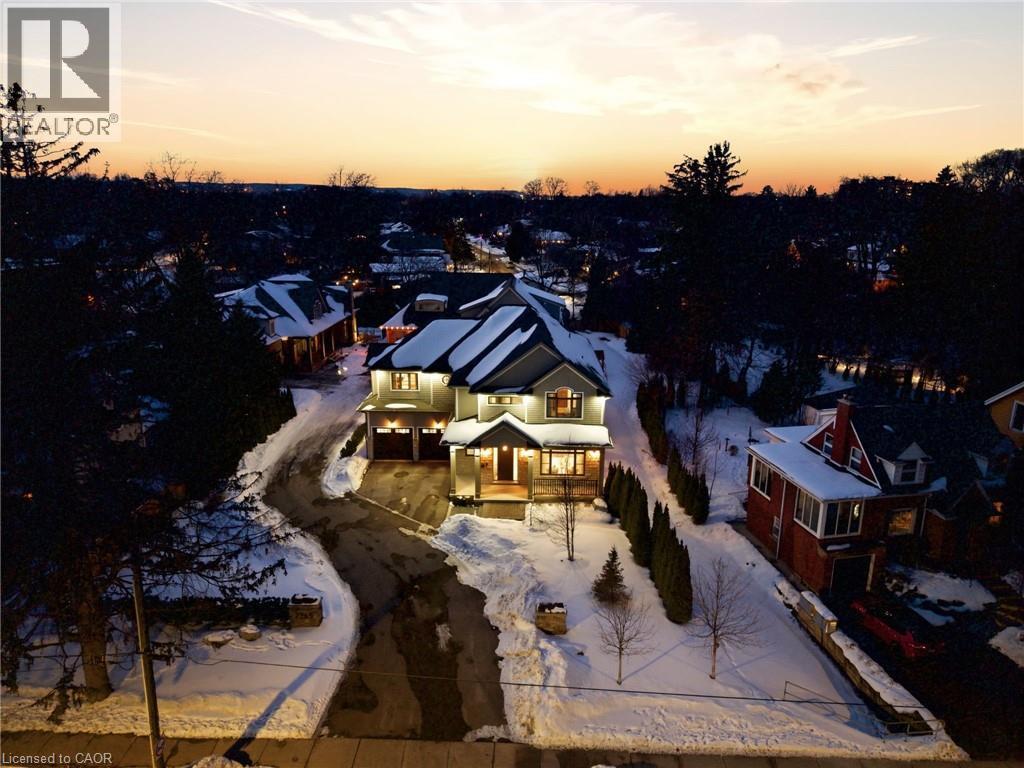 2265 LAKESHORE Road Unit# 3