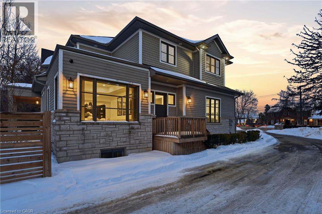 2265 LAKESHORE Road Unit# 3