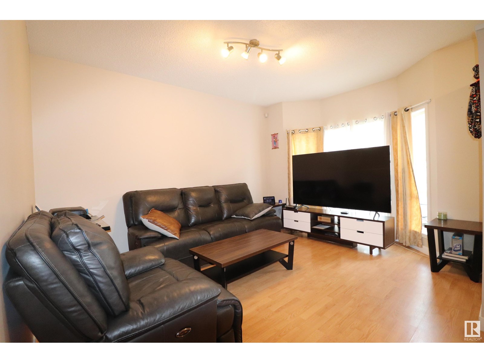 #47 16728 115 ST NW