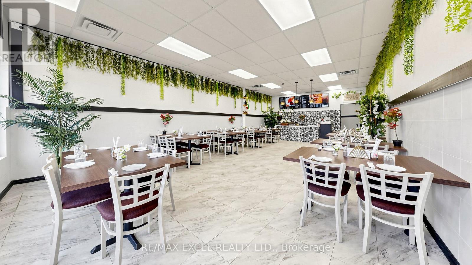 8 - 559 STEVEN COURT