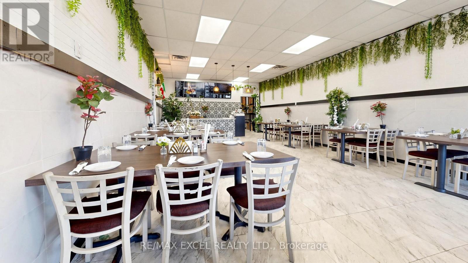 8 - 559 STEVEN COURT